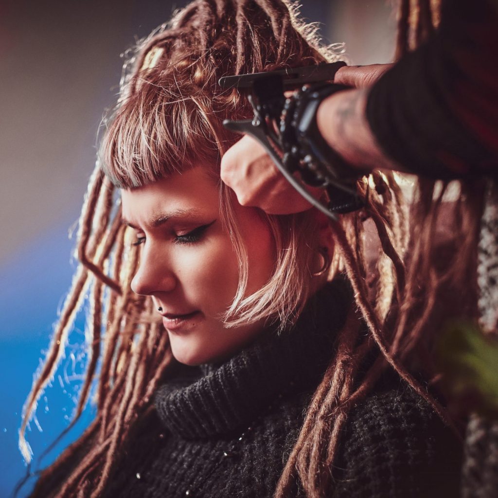 dreadlocks-coiffure-a-domicile