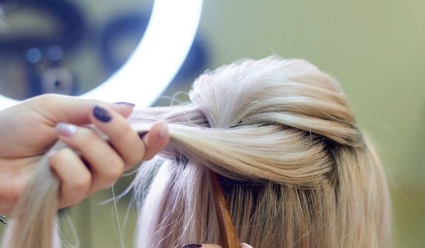 coiffure-de-soirée-coiffure-a-domicile